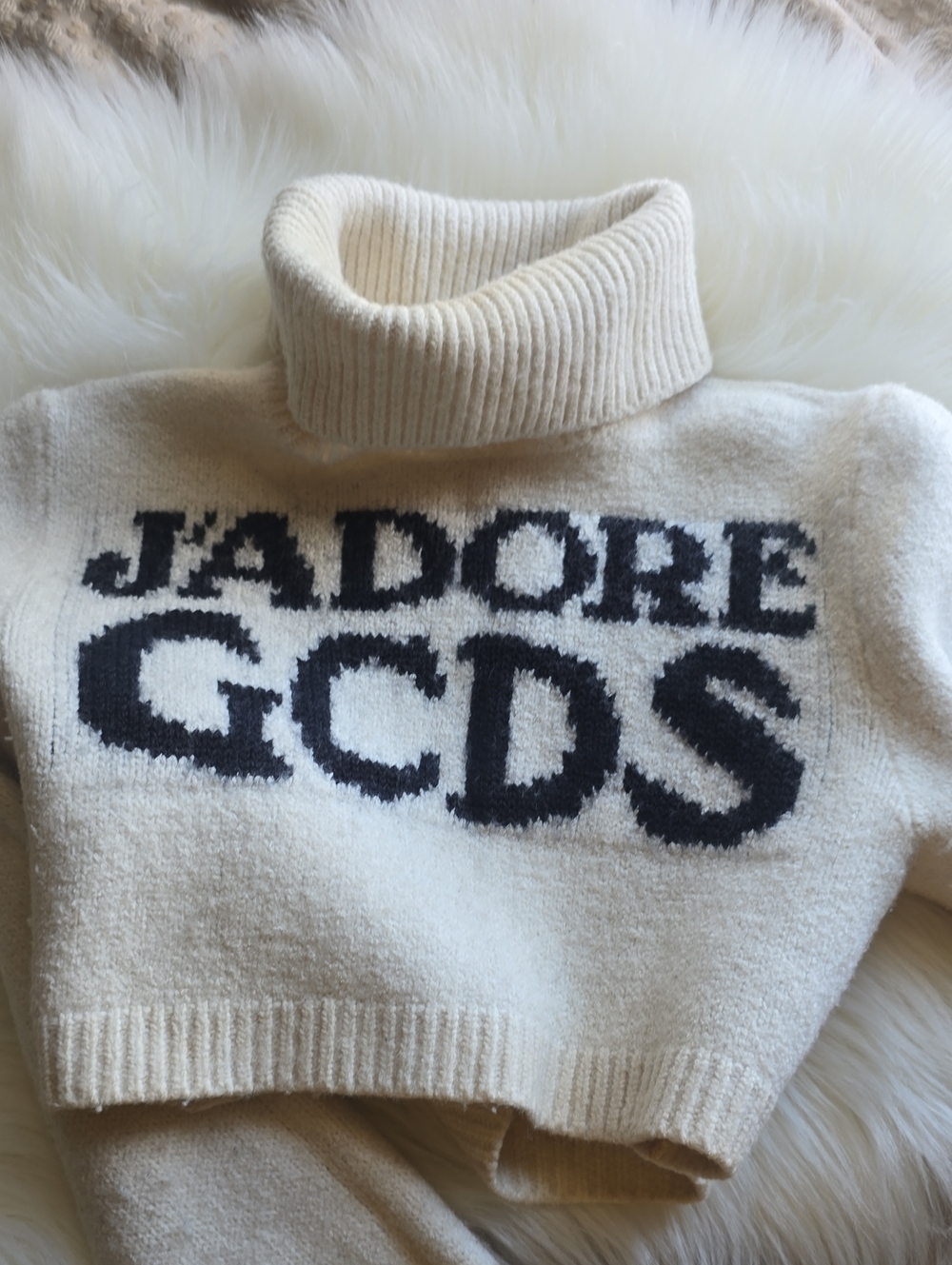 GCDS CROP SWEATER